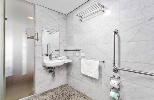 Perth Hotel | Nest on Newcastle - S4