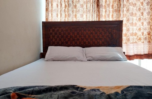 Mohammadpur Hotel | New Hotel Labbaik 3