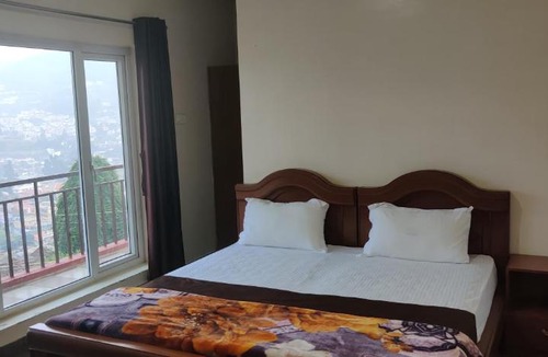 Pudumund House | New Summit villa