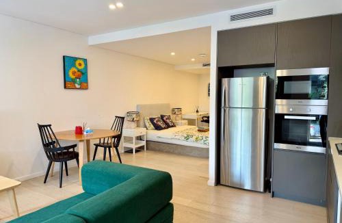 Newtown Apartment | New Town Studio
