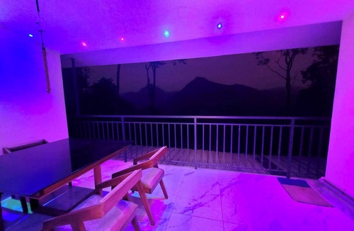 Todupulai Villa | NewCastle Holidays & Resort-5 BHK Entire Property near Idukki & Munnar