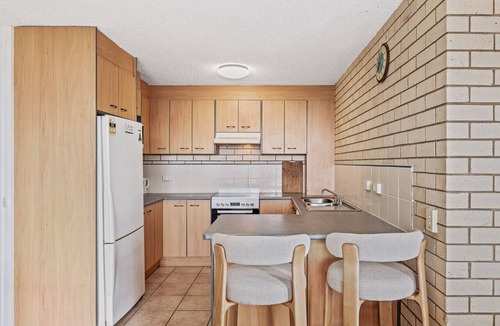 Maroochydore Apartment | NEWLY REFURBISHED - 9 Seabelle – Opposite the beach in Cotton Tree