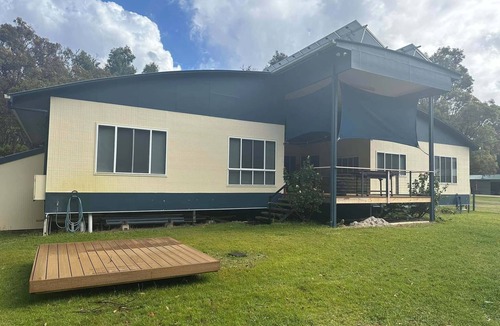 Orchid Beach House | ✨ NEWLY RENOVATED | EWANNALA – ORCHID BEACH ✨ 🏝️ Perfect for large groups