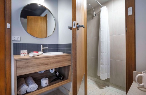 Kilburn Hotel | Nightcap at Empire Hotel