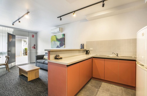 Chadstone Hotel | Nightcap at Matthew Flinders Hotel