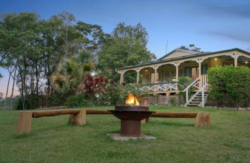 Black Mountain Bed & Breakfast | Noosa Hinterland Escape