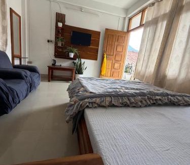 Bomdila House | Nor's Kitchen & Homestay Dirang