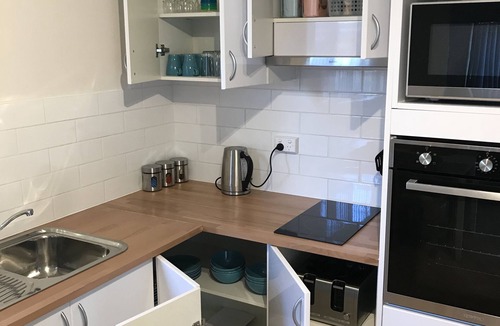 Broulee Apartment | North Broulee Beach Studio Apartment