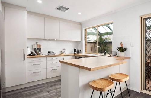North Haven House | North Haven Days—Modern Comfort near the Beach