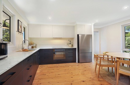 Robertson House | North Star – flexible home with separate granny flat, multiple living areas, gardens and firepit