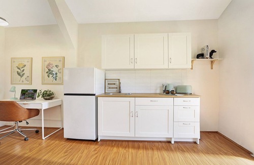 Robertson House | North Star – flexible home with separate granny flat, multiple living areas, gardens and firepit