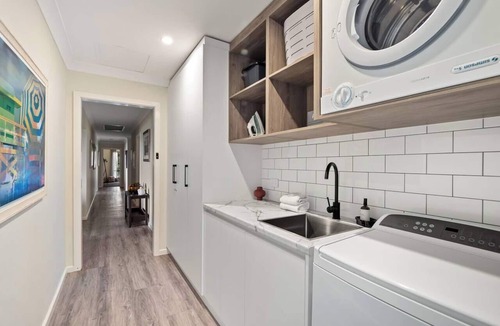 Yallingup Siding House | Notable Downs Estate near Margaret River Wineries