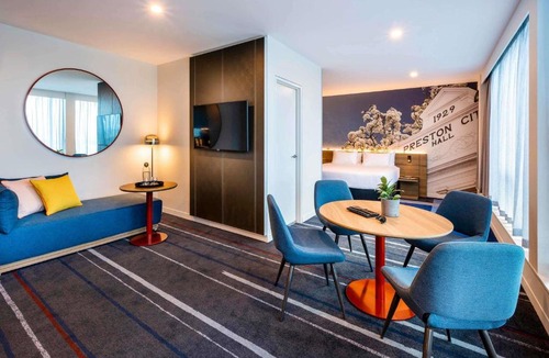 Preston Apartment | Novotel Melbourne Preston