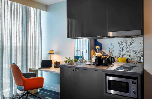 Preston Hotel | Novotel Melbourne Preston