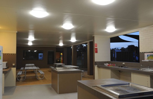 Lakes Entrance RV Rental | NRMA Eastern Beach Holiday Park