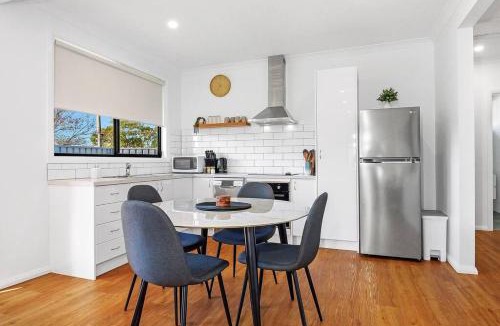 Shepparton House | Nth Central 3BR - Split Systems throughout & Wifi