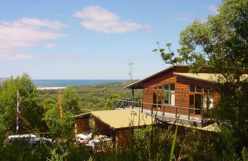 Ocean Beach House | 'Nullaki Dreaming' - Eco Forest Retreat with Panoramic Ocean and Inlet Views