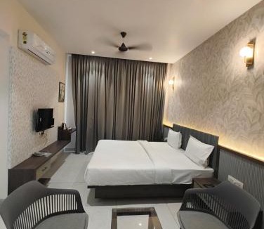 Islampur Hotel | O'Nest Select