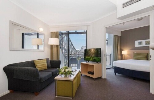 Fortitude Valley Hotel | Oakbridge Hotel & Apartments