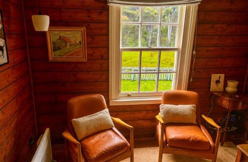 Killora Ski Chalet | Oakchester Cottage on Bruny Island