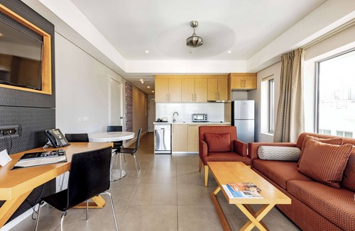 Darwin City Centre Hotel | Oaks Darwin Elan Hotel
