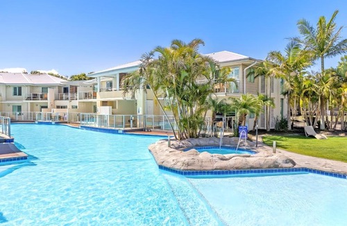 Salamander Bay Apartment | Oaks Pacific Blue Resort One Bedroom Lagoon Spa Aparment