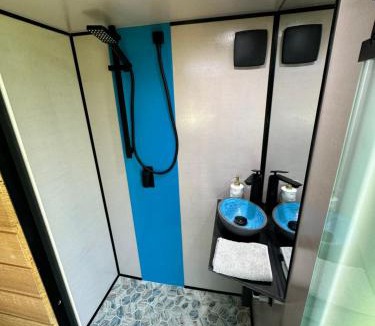 Mallacoota Apartment | Ocean Breeze Tiny House - Ocean and Lake View