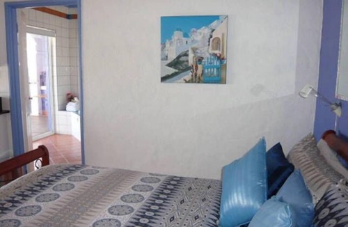 Prevelly Apartment | Ocean-Front Greek-themed: WAKE to Ocean views- open space to beach - Walk Trails