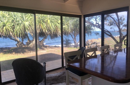 Bargara House | Ocean Front Tropical Hideaway!