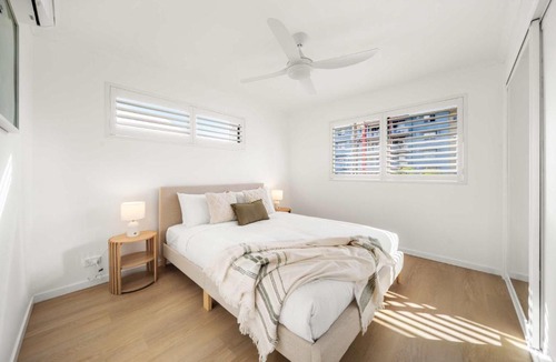 Caloundra Apartment | Ocean Glimpse Retreat - Sunlit Days by Kings Beach