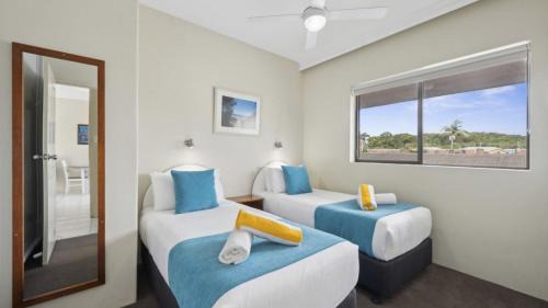 Coffs Harbour Resort | Ocean Parade 4 - Affordable, Pool, Spa, Cafes, Sleeps 4