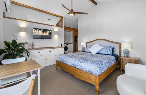 Buderim Apartment | Ocean Peeks, delightful 1 bedroom studio