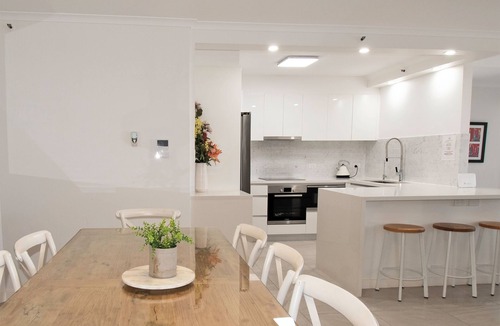 Main Beach Apartment | Ocean Sands Resort