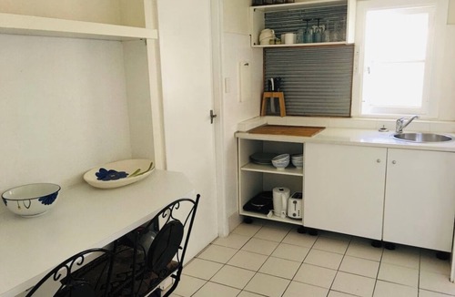 Manly Apartment | Ocean Studio on Shelly Beach +Parking Option