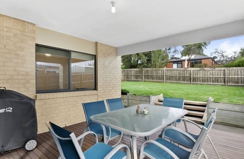 Torquay House | Ocean View Crescent 59