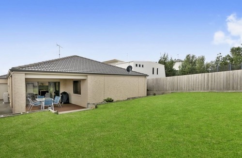Torquay House | Ocean View Crescent 59