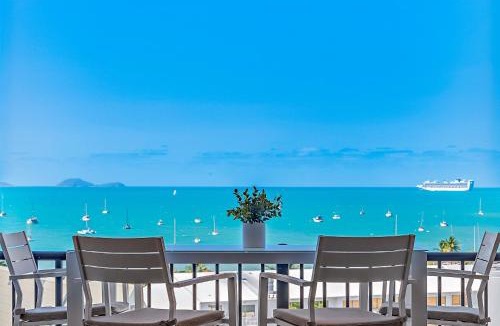 Airlie Beach Apartment | Ocean View Studio 14A KIDS STAY FREE