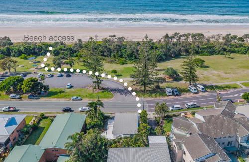 Kingscliff House | Oceanfront Beach House On Marine Parade