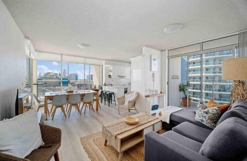 Forster Apartment | Oceanic 21 - Forster Beachfront Apartment
