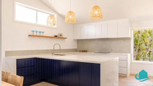 Caves Beach House | Oceanview Beach House