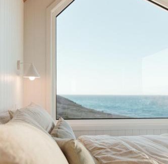 North Cape House | Off-grid Tiny House by the Sea