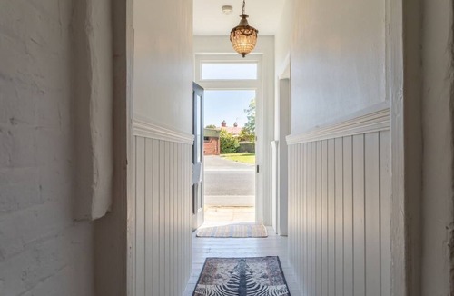 Perth House | Old Charm Meets New in Clarence