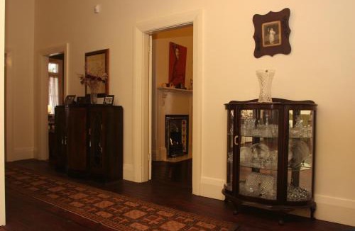 Parkes Bed & Breakfast | Old Parkes Convent