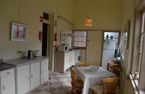 Parkes Bed & Breakfast | Old Parkes Convent