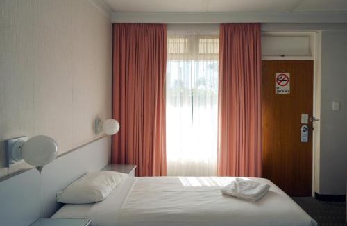Queanbeyan Hotel | Olympia Motel