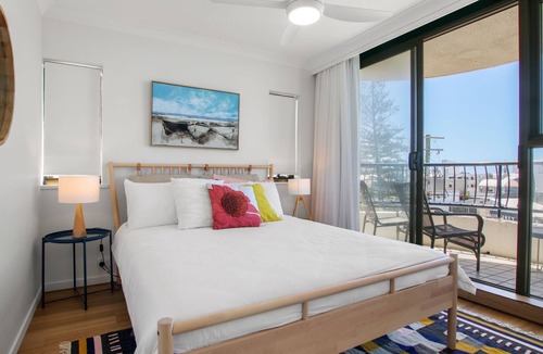 Caloundra Apartment | Oogarding Unit 14, 46 Warne Tce