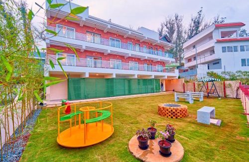 West Mere Resort | Ooty Blossom Retreat by VOYE HOMES