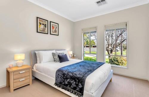 West Beach House | Opie Grove - Parkside Calm near West Beach & Trails