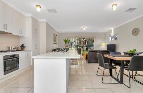 West Beach House | Opie Grove - Parkside Calm near West Beach & Trails