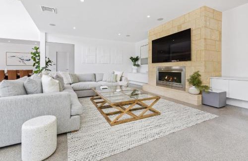 Blairgowrie House | Opulence on Olive - Resort Luxury In Blairgowrie, Opposite Yacht Club